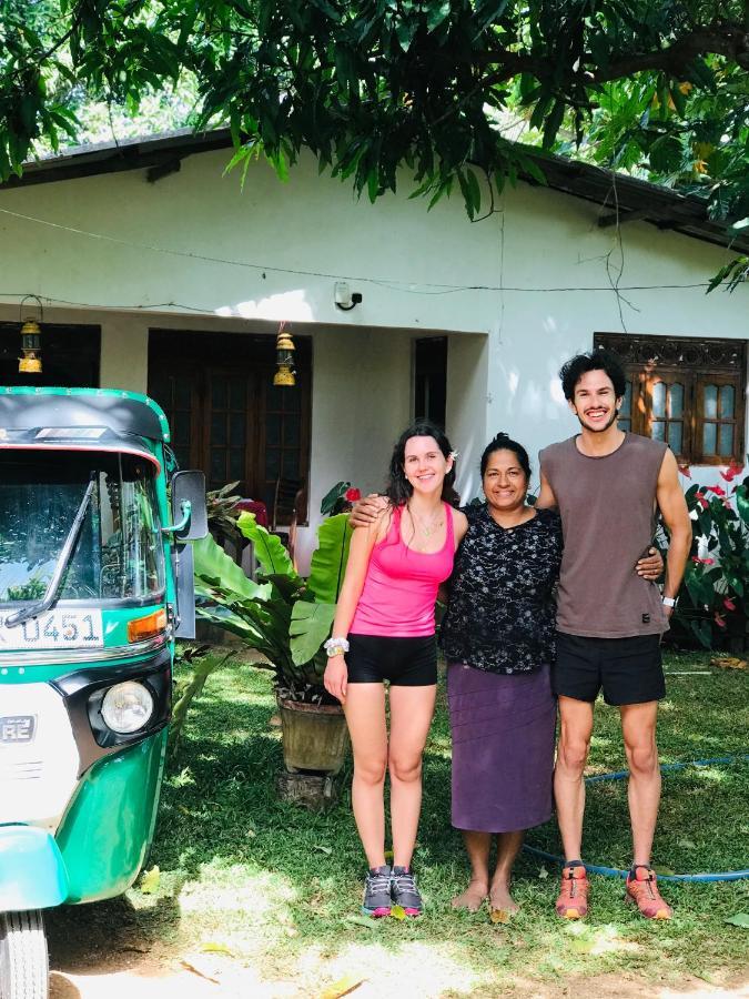 Sigiri Lakshan Home Stay Szigirija Kültér fotó