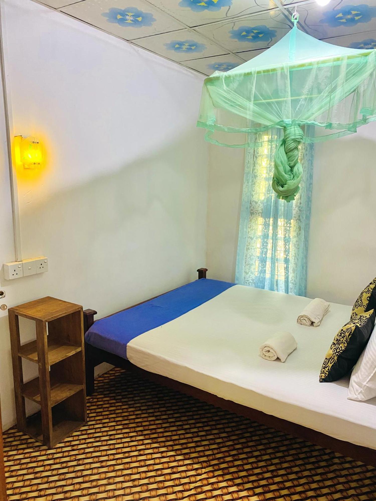 Sigiri Lakshan Home Stay Szigirija Kültér fotó