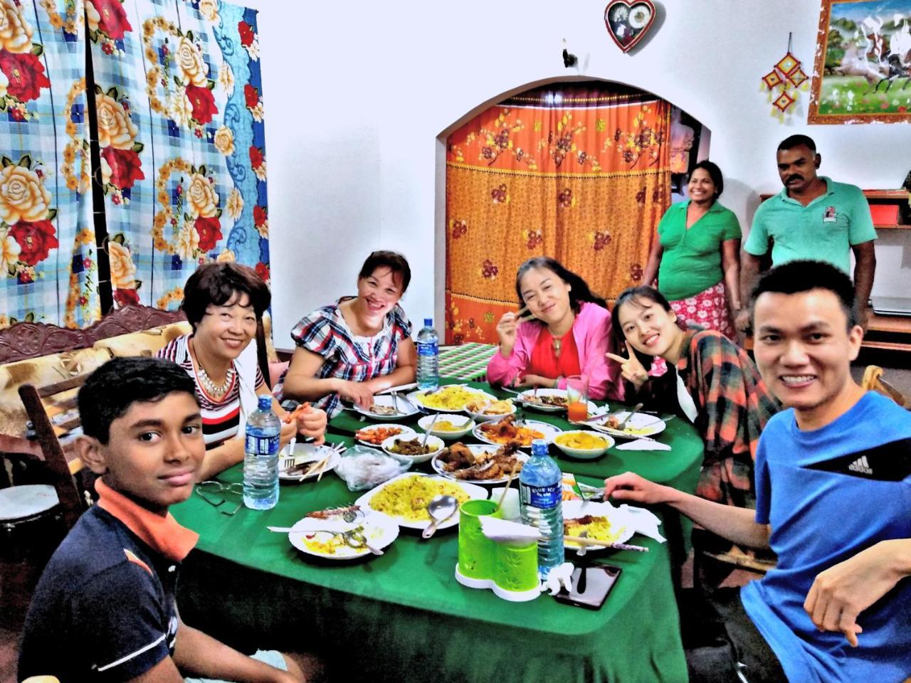 Sigiri Lakshan Home Stay Szigirija Kültér fotó